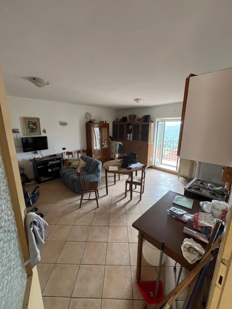 Edificio Roccagorga Ciotti G.